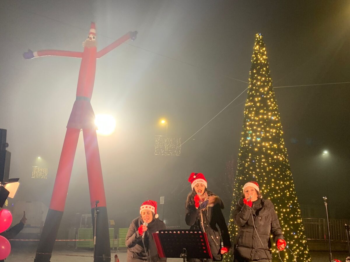 Un pomeriggio nelle luci di Mezzate in attesa del Natale